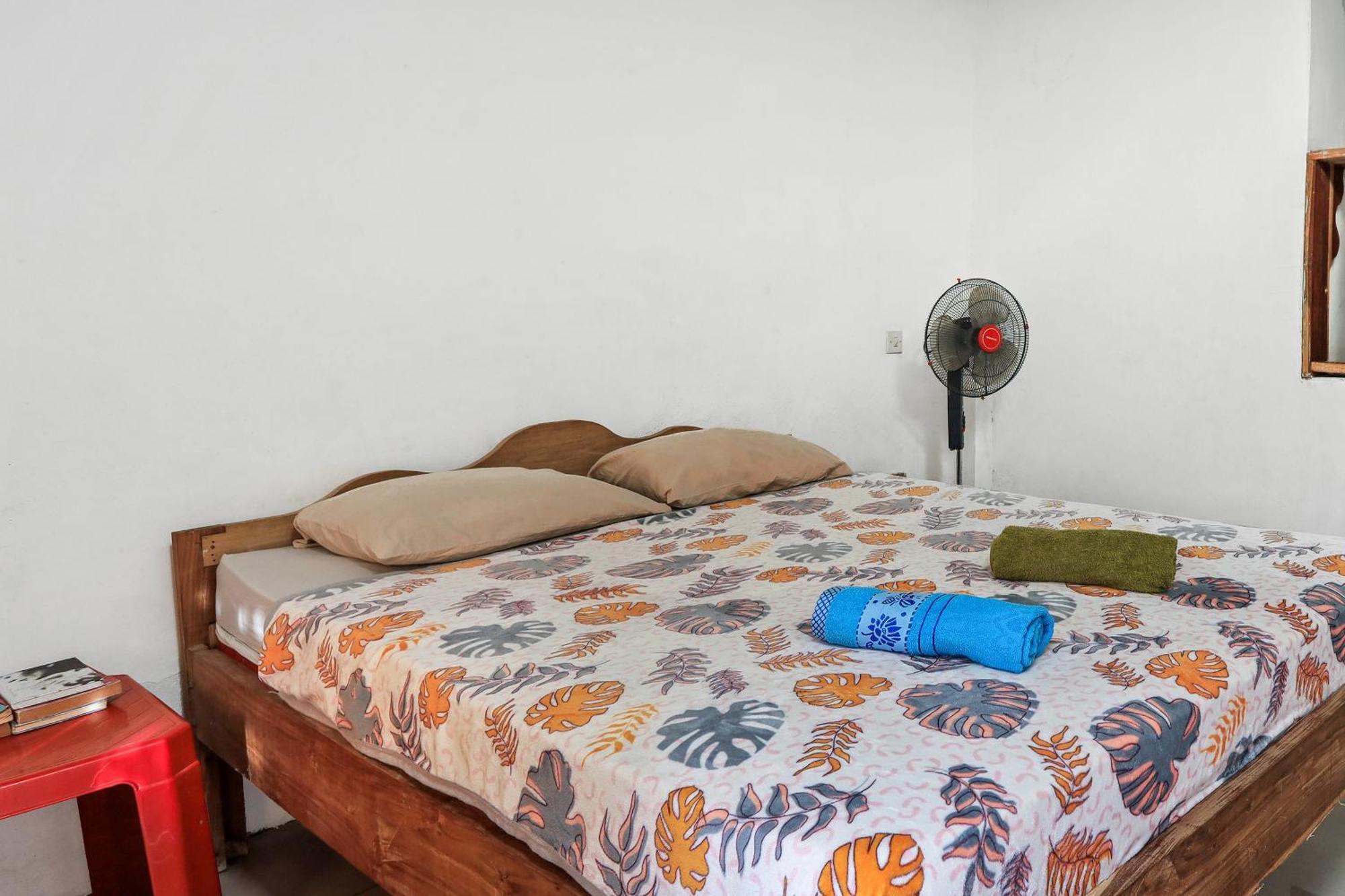 Palulu Garden Homestay 纳闽巴霍 外观 照片