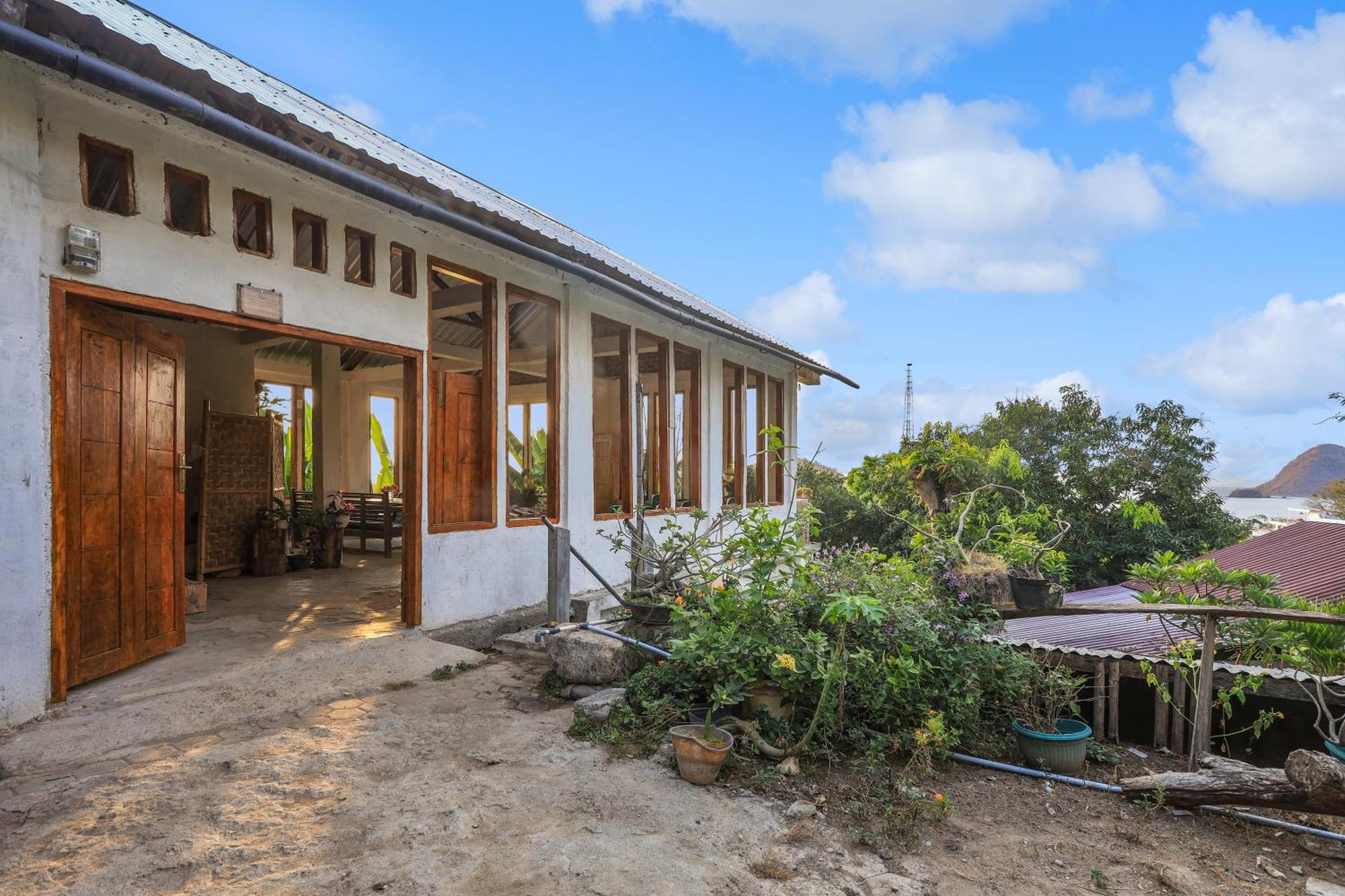 Palulu Garden Homestay 纳闽巴霍 外观 照片